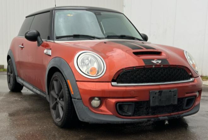 2013 MINI COOPER S - DUAL SUNROOF!