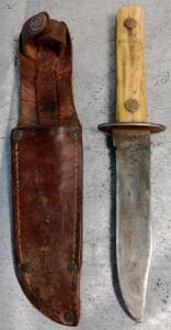 (1) (1) Vintage Bowie Style Hunting Knife Full Tang W\Brass Rivets & Bone Antler Handle & Sheath