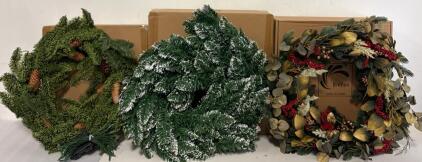 Christmas Wreaths & Garlands &mdash; (4) Wreaths & (2) Garlands