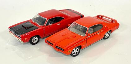 1:24 Scale Diecast 1970 Dodge Super Bee & 1969 Pontiac GTO Judge Muscle Car Models