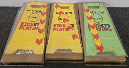 (3) Green, (5) Yellow "Caution: Kids Playing" Road/Yard Safety Signs