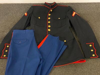 United States Marine Corps Service Dress Blue Uniform Set