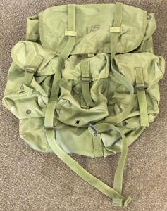 Vintage Medium LC-2 US Military ALICE (All-Purpose Lightweight Individual Carrying Equipment) Field Pack