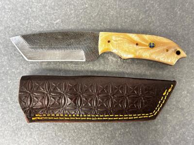 Custom Fixed Blade Knife With Laminated Decorative Handle With Leather Sheath