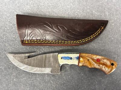 Custom Fixed Damascus Steel Gutting Knife With 4" Blade, Wood and Resin Decorative Handle and Leather Sheath