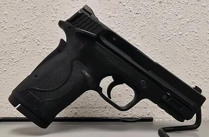 Smith & Wesson M&P 380 Shield EZ, .380 Auto, Black, SN: NJZ2810