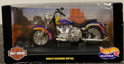 1999 Hot Wheels Collectibles 1:10 Scale Diecast Model Of A Harley-Davidson Softail Motorcycle