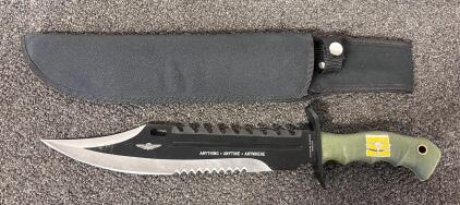 United Marine Force Recon 12.5" Survival Knife, Combo Edge, Sawback Spine, Nylon Sheath