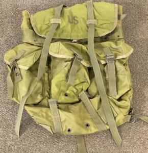 Vintage LC-1 US Military ALICE (All-Purpose Lightweight Individual Carrying Equipment) Combat Field Pack