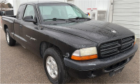 2001 DODGE DAKOTA - 134K MILES! - 8