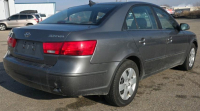 2009 HYUNDAI SONATA - LEATHER INTERIOR - 3