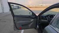 2009 HYUNDAI SONATA - LEATHER INTERIOR - 9