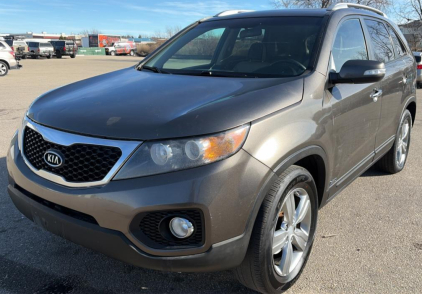 BANK REPO - 2013 KIA SORENTO - AWD!