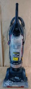 (1) Eureka Multicyclonic Vacuum
