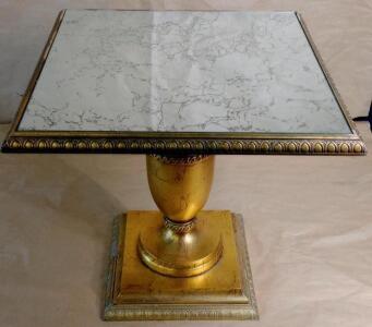 (1) Console Side Table In Gilded Wood & Mirrored Top