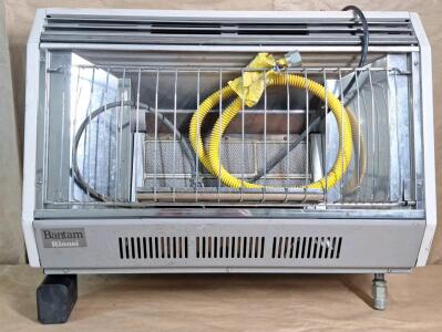 (1) Rinnai Bantam Wall Mount Propane Space Heater Model REH-25T-P