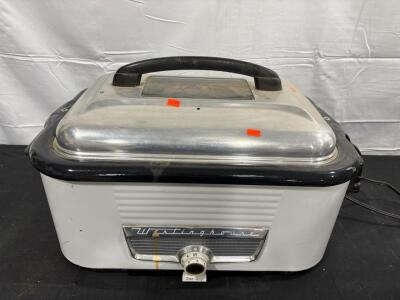 Westinghouse Electric Roaster Oven, Time-Temp Control, Silver & Black