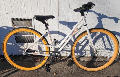 (White) 32" Tripel SE Bike