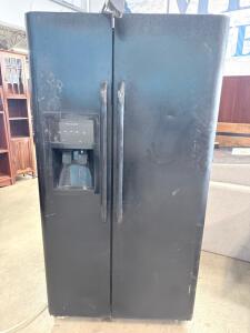 Frigidaire Side-by-Side Refrigerator, Black, Ice Maker & Water Dispenser