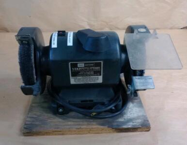 (1) Craftsman 6" Bench Grinder