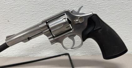 Smith & Wesson Model 64-3 Revolver, .38 S&W Special, Serial F15 21370