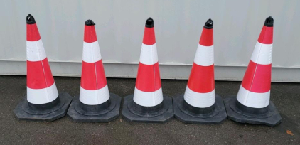 (5) Heavy Duty Traffic Cones