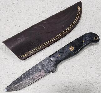 (1) Fixed Blade Cold Steel Utility Knife With Resin Handle And Sheath