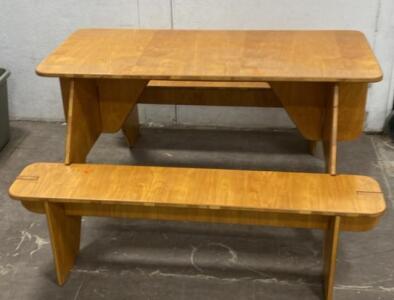 Portable Picnic Table 27x27x48 Good Condition