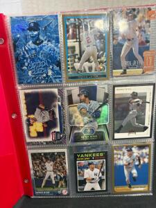 Binder of NY Yankees HOF/Stars Baseball Cards (100)<br/>- Derek Jeter, Mickey Mantle, Don Mattingly, etc.