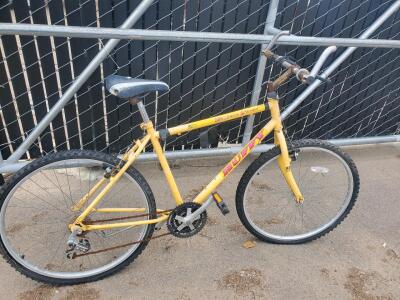 Huffy Extreme Track 21-Speed Mountain Bike, 26" Wheels, Steel Frame, Yellow