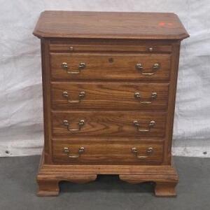Oak Bedside Chest & Nightstand 31&times;26