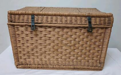 Tan Wicker Trunk L=19" W=30" H=18"