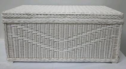 White Wicker Storage Trunk L=16" W=32" H=15"