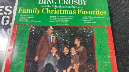 Vinyl records by Bing Crosby, Aretha Franklin and other artist