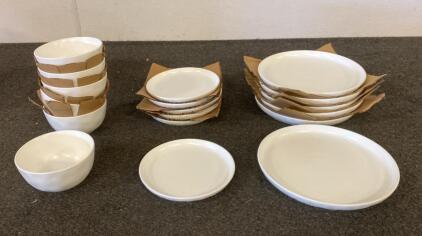 Sweese- Set of (6) Off White Bowls- Salad Plates and Dinner Plates - Unused