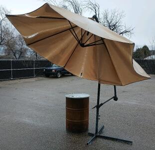 Outdoor Patio Umbrella And Burn Barrel With Locking Lid