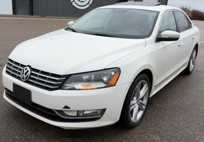 2014 VOLKSWAGEN PASSAT TDI - TURBO DIESEL!