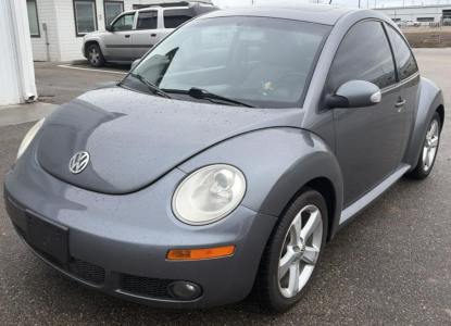 2006 VOLKSWAGEN NEW BEETLE TDI - DIESEL!