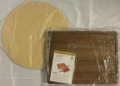 20&rdquo; Pizza Stone For Kamado Grill & 20&rdquo; Acadia Wood Cutting Board
