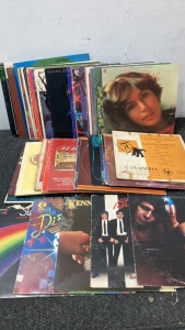 Records by Don McLean, Blondie, Kenny Roggers and other artist