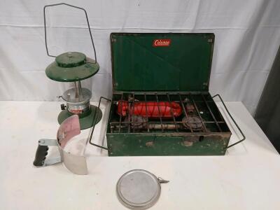 Coleman 425B 2-Burner Camp Stove & Propane Lantern Set, Kansas USA, Vintage Accessories Included