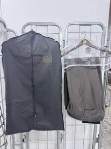 Jos. A. Bank Men's Stone Wool Blend Suit 2 Piece, Jacket & Pants, Made in Haiti, Garment Bag