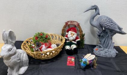 Yard Craine 20&rdquo; and Bunny 15&rdquo; - Wicker Basket - Metal Bug and More