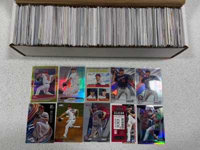 Box of HOF/Star MLB Baseball Cards.<br/>- 600+ Cards