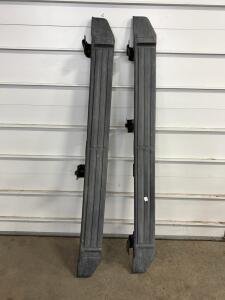 OEM-Style Ford F-150/F-250 Running Boards, Black, 80" Length, w/Brackets, Fits 2009-2014 Models