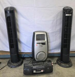 (3) Space Heaters (1) Panasonic RX-FS450 Stereo Boombox (PLEASE READ DESCRIPTION)