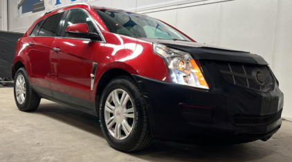 2010 CADILLAC SRX SPORT - TOUCH SCREEN INFOTAINMENT SYSTEM!