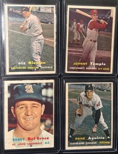 1957 Topps Baseball 4-Card Lot: Bob Nieman #14, Johnny Temple #9, Bobby Del Greco #94, Hank Aguirre #96