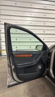 2006 MERCEDES-BENZ R-CLASS - 101K MILES! - 17