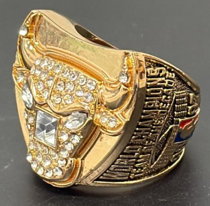 Chicago Bulls 1996-97 NBA Championship Replica Ring, Jordan #23, Gold Tone, Bulls Logo